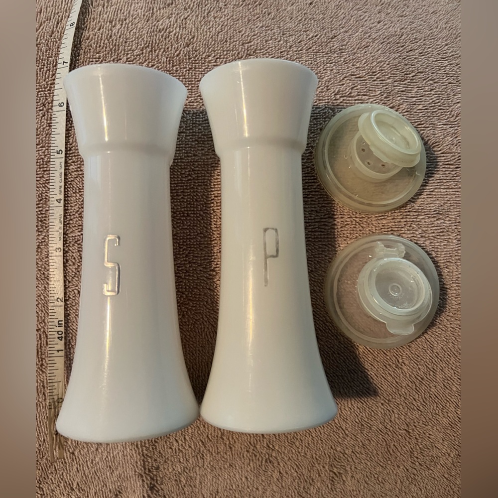 Vintage - Tupperware - Salt and Pepper